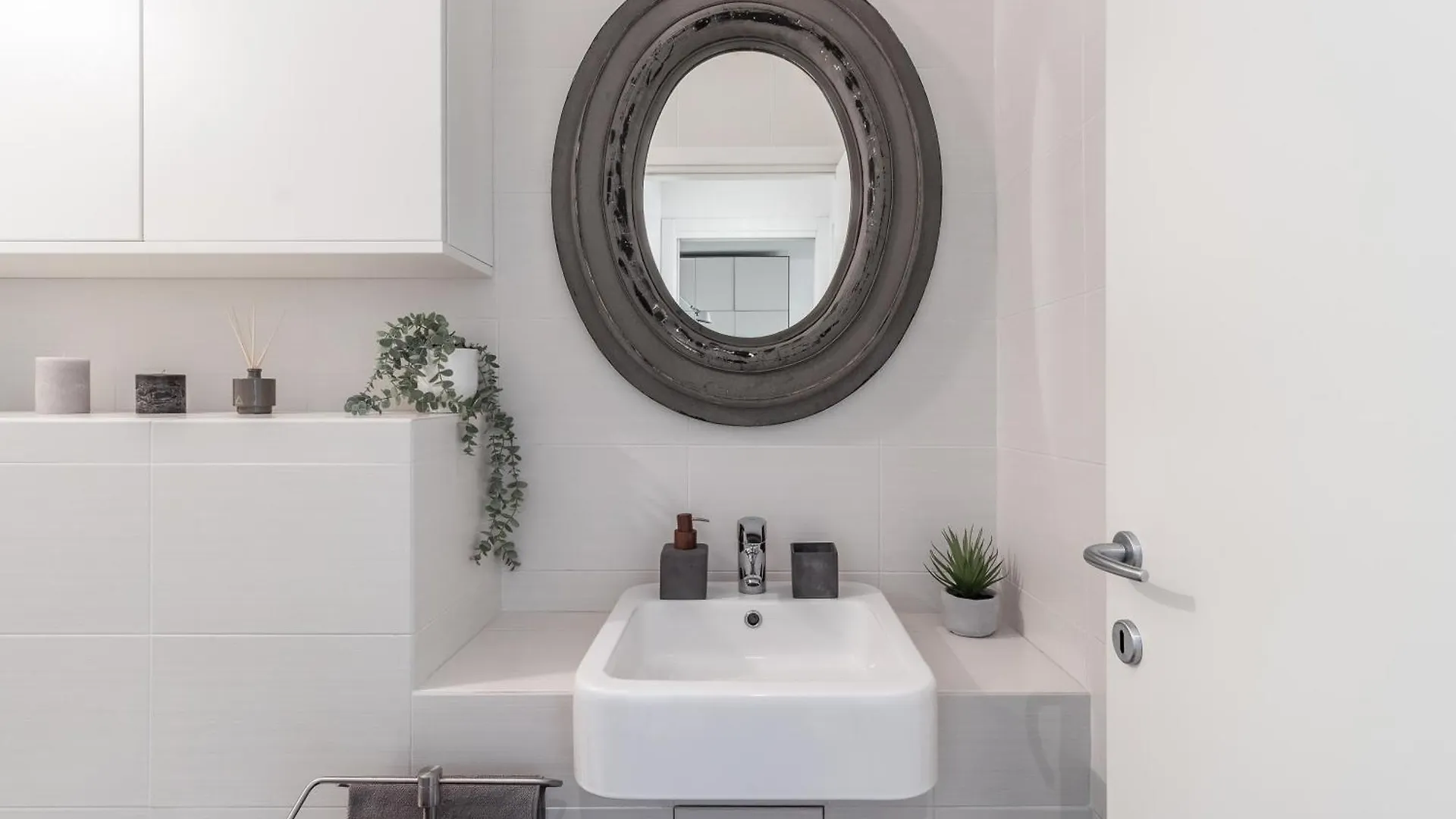 شقة Design Suite Con Terrazza In Via Masera 6 ميلان
